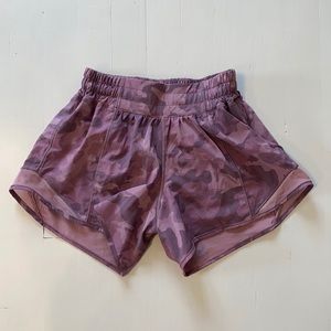 Lululemon pink camo hotty hot shorts!